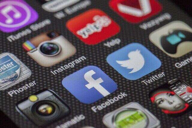 "Unveiling the Scientific Insights: The Surprising Power of Facebook Comments"