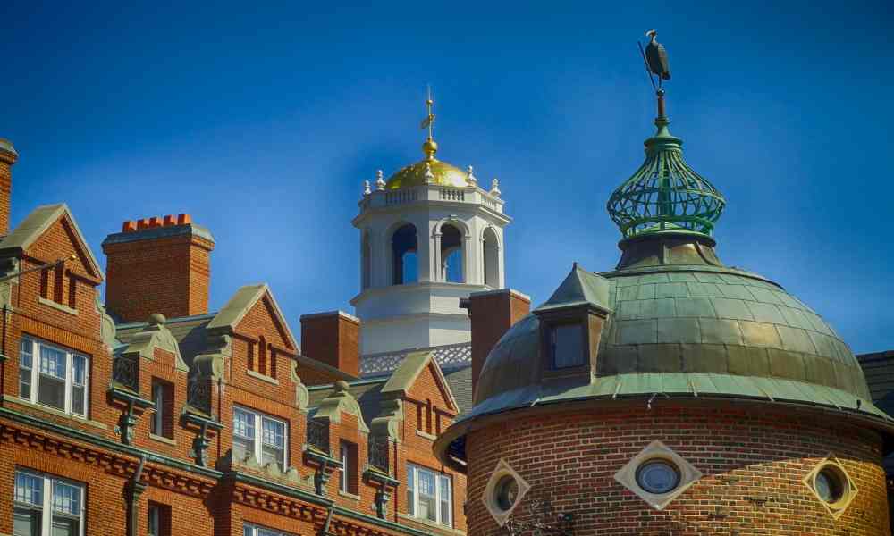 Explore our latest blog post to find the world's top-ranking universities for academic excellence.