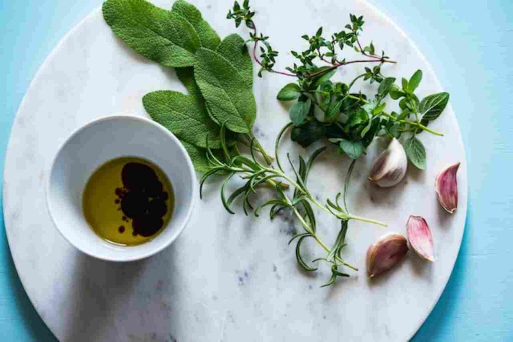 "Neem Oil Benefits"
