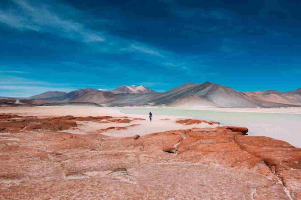 alien planets: "Otherworldly landscapes resembling alien planets on Earth."