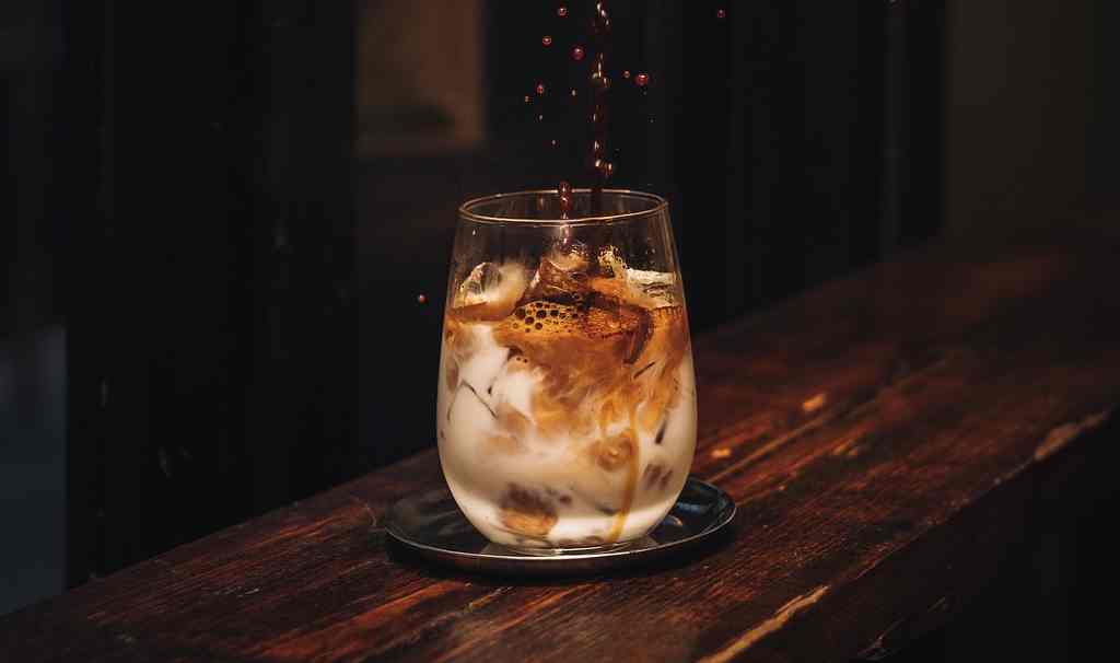 Variety of Starbucks beverages - Discover the top flavors at Starbucks in our latest blog post!