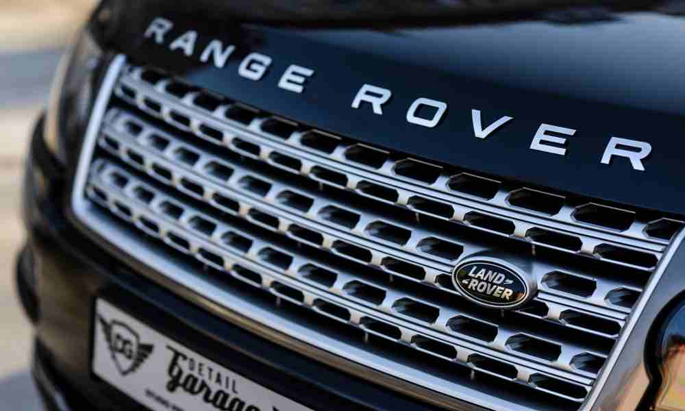 Range Rover: The Apex of Luxury and Adventure