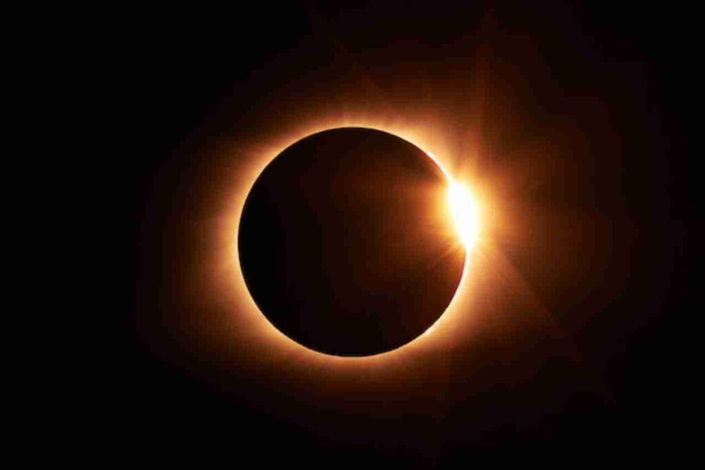 "Image: Illustration of the Ring of Fire solar eclipse with the moon, Jupiter, Saturn, and Venus."