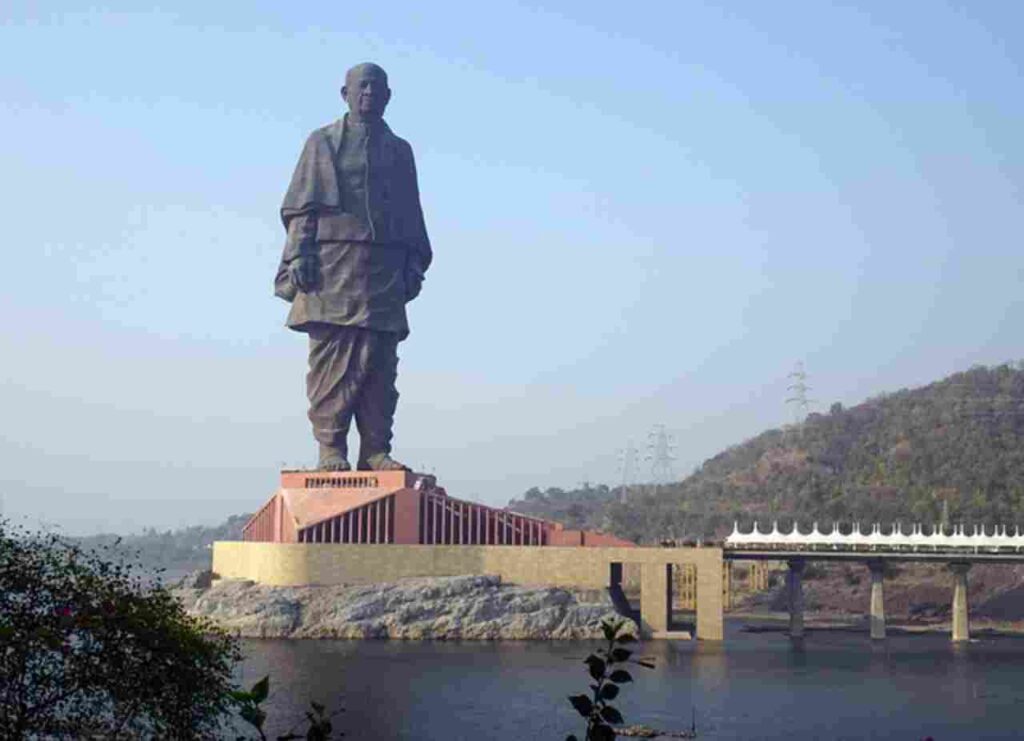 "World's tallest statue: 21 intriguing facts."