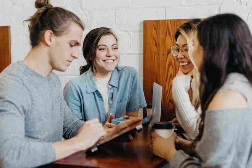 "Dominate Upwork with our expert tips! Boost your success in freelancing and win top projects effortlessly.#UpworkSuccess #FreelanceTips"